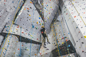 Indoor klimmen: jouw eerste keer op de klimmuur? - Olympia