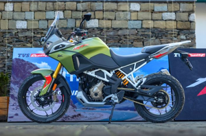 TVS Apache RTX 300 review: ADV done right? - Introduction ...