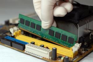 RAM reseating in a desktop motherboard