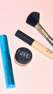 Pengertian dan Fungsi Concealer serta Cara Memilih Produk ...