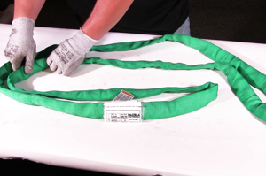 How to Inspect a Synthetic Roundsling to ASME B30.9 Standards