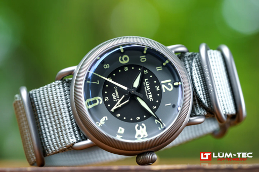Lüm-Tec Combat Field X6 Titanium GMT field watch