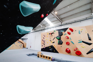 Proa Climbing Center: Indoor Climbing Gym Experience | Power ...