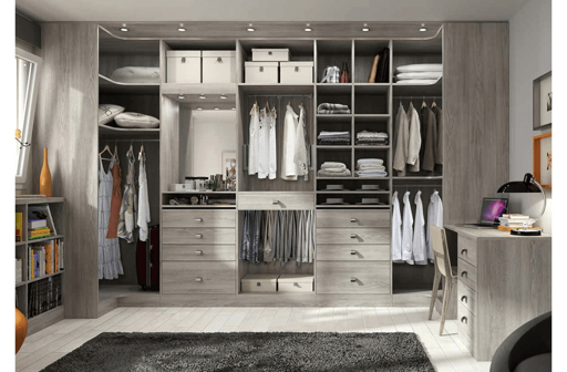 Dressing sur mesure avec penderies et rangements organisés
