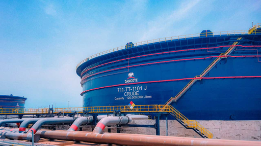 Petrol may hit N1,000/litre as Dangote hikes price