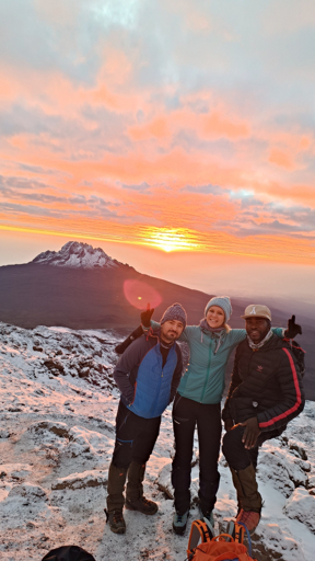 Kilimanjaro Uhuru Peak sunrise