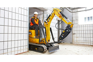 300.9D VPS & HPU300 Mini Hydraulic Excavator | Riggs Cat ...